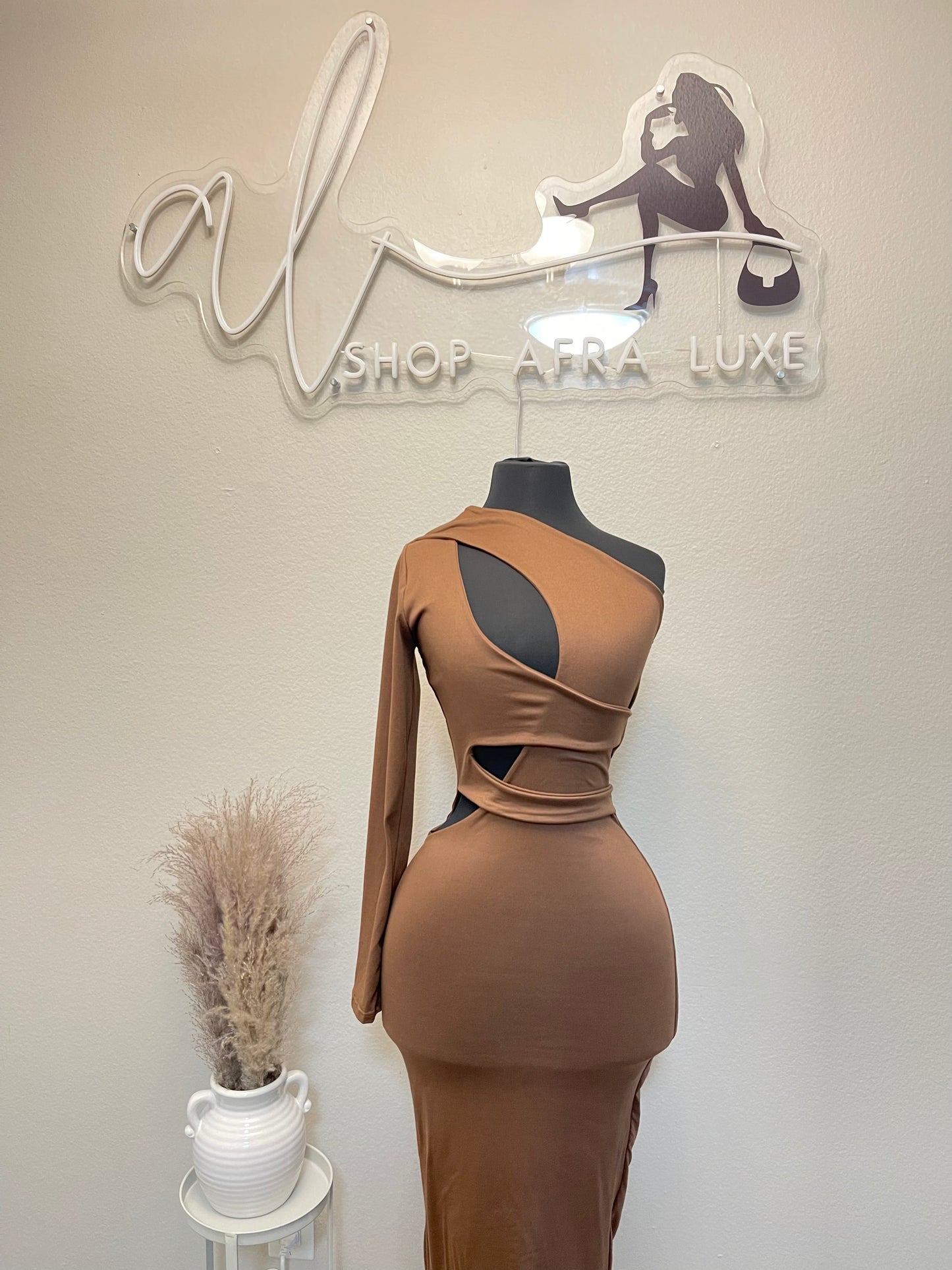 Flirty Long Dress (Mocha)